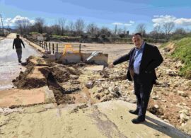 Δράμα: Μεγάλη ζημιά στην ιρλανδική διάβαση στο Πανόραμα – Βγήκε στην επιφάνεια αγωγός φυσικού αερίου