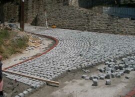 Δήμος Δράμας: Με κυβόλιθους από γρανίτη θα στρωθεί η οδός της Αγίας Βαρβάρας