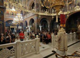 Δράμα: Θεία Λειτουργία για την ενίσχυση των μαθητών πριν τις εξετάσεις